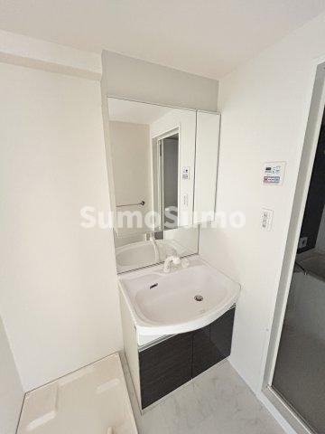 洗面設備　広い洗面スペース