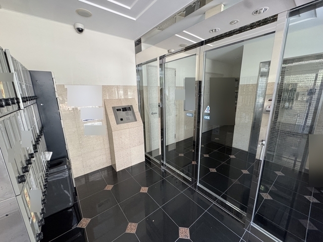 エントランス　オートロック