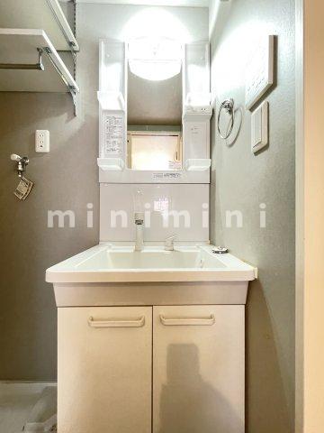 洗面設備　※写真は同シリーズ類似物件を含む為現況優先とさせて頂きます