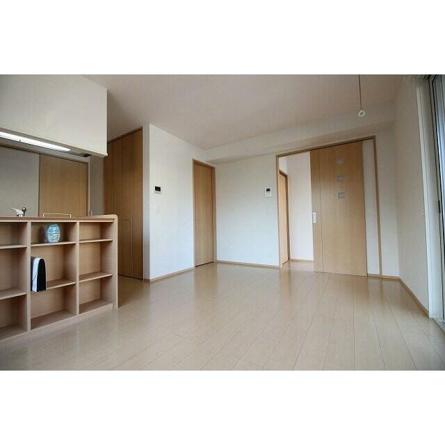 春夏秋冬_内装_0