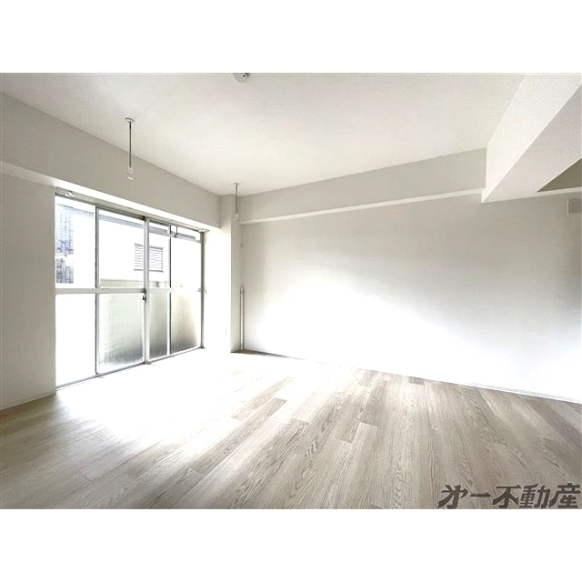 建物外観　洋室