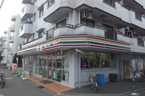 コンビニ　セブンイレブン 市川南行徳駅北店（コンビニ）まで472m