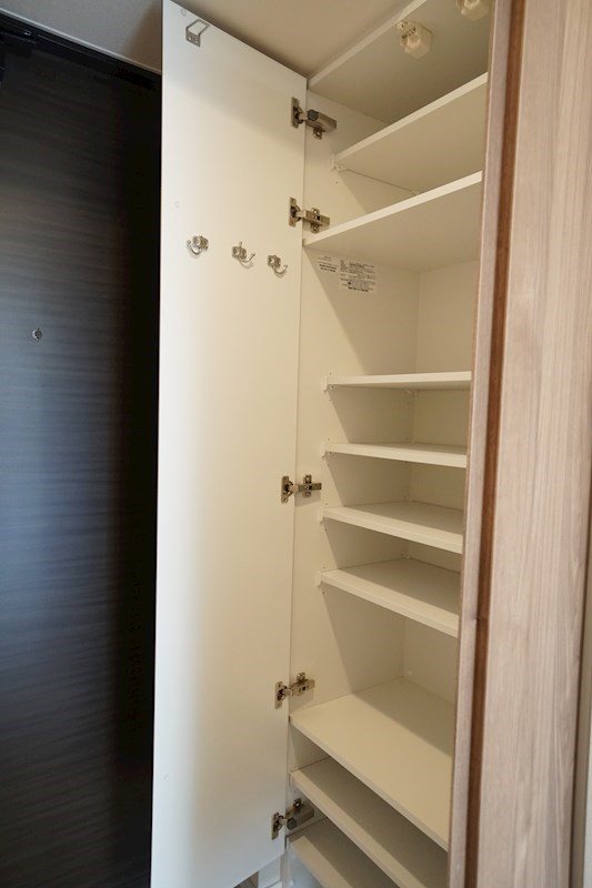 玄関　※別部屋参考画像