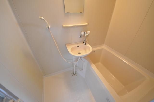 バス・シャワールーム　★のびのび入れるお風呂★