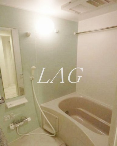 バス・シャワールーム　お風呂です。