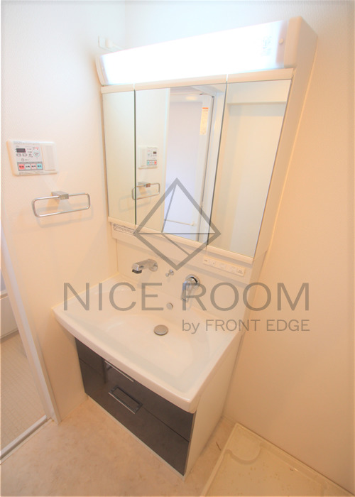 洗面設備　ES-Grande Umedakita　独立洗面台