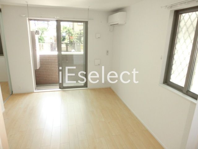 居室・リビング　2面採光のお部屋