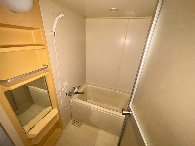 バス・シャワールーム　バス