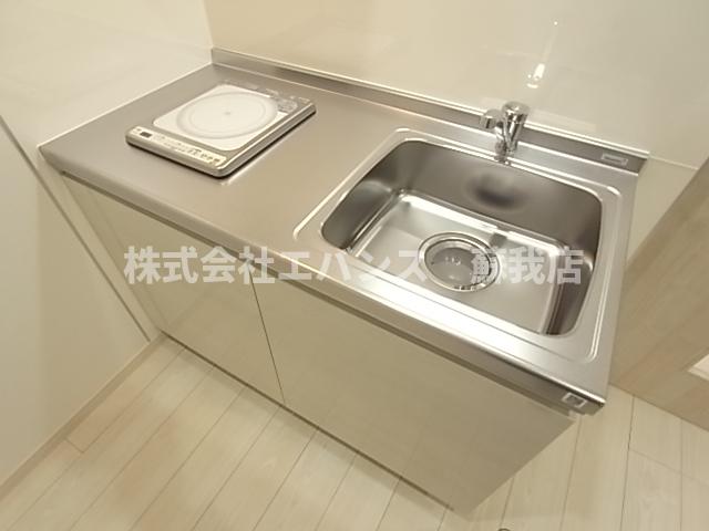 キッチン　コンパクトなキッチンで掃除もラクラク