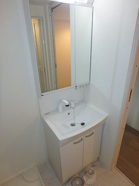 洗面設備　お部屋探しは株式会社　タウンハウジング　までお気軽にお問合…