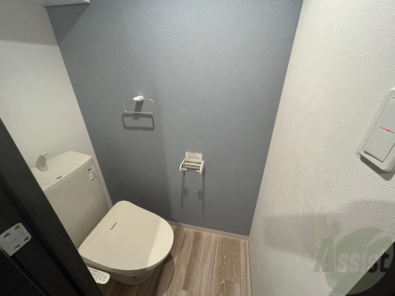 トイレ　シャワートイレになっているので快適です！