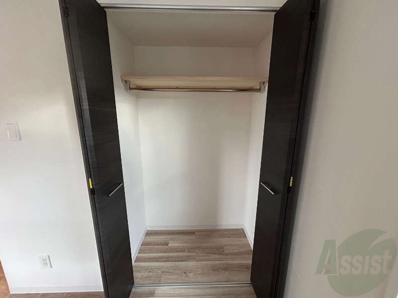 収納　寝室には収納があります。すっきり片づけましょう！