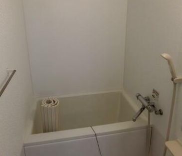 バス・シャワールーム　ゆったり過ごせるお風呂です