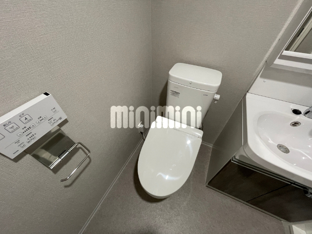 トイレ　※別のお部屋の写真になります。