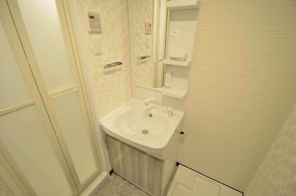 洗面設備　洗髪洗面化粧台