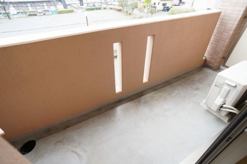 バルコニー　図面と現状に相違がある場合には現状を優先