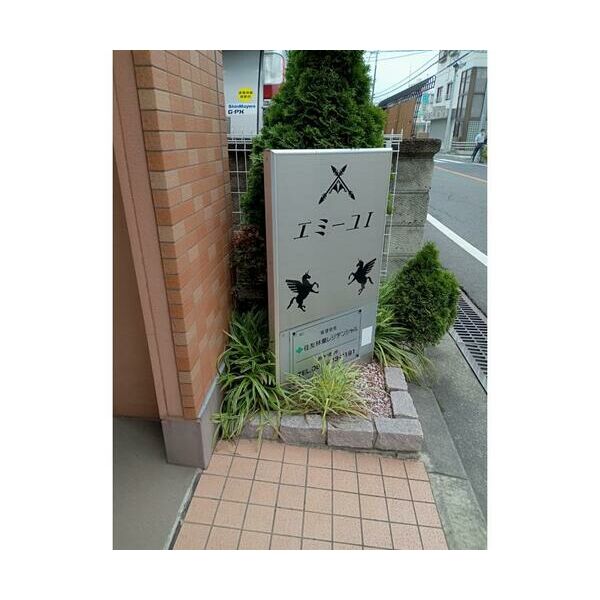 エントランス　建物の内部です