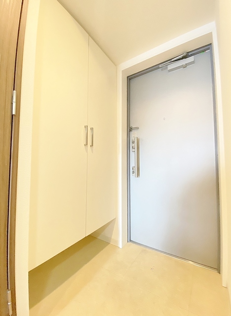 玄関　シューズＢＯＸ付