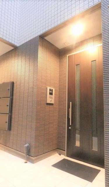 エントランス　エントランス