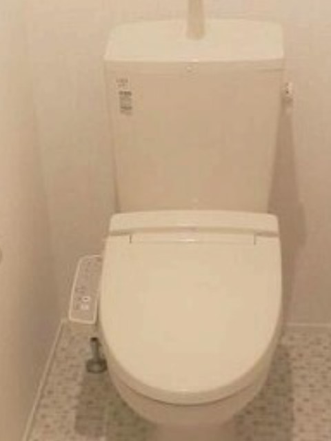 トイレ　シャワートイレ