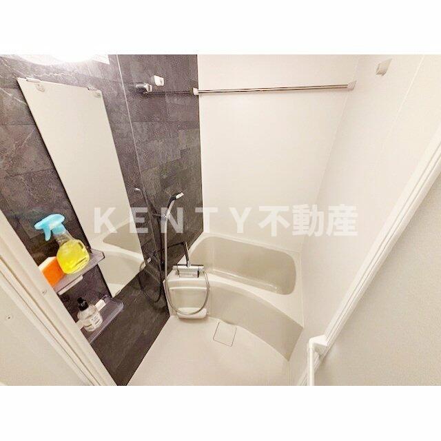 バス・シャワールーム　ゆったり過ごせるお風呂です