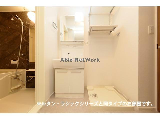 洗面設備　※参考写真