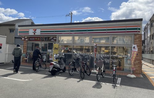 コンビニ　セブンイレブン 大阪千本中2丁目店（コンビニ）まで52m