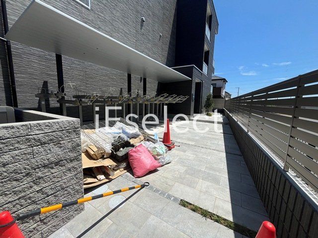 エントランス　建物入り口部分です