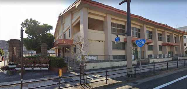 小学校　鹿児島市立城南小学校（小学校）まで365m