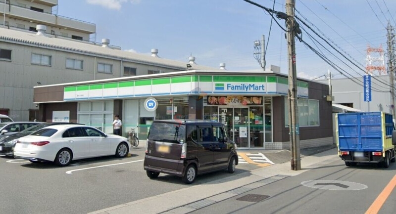コンビニ　ファミリーマート豊中上津島店（コンビニ）まで172m