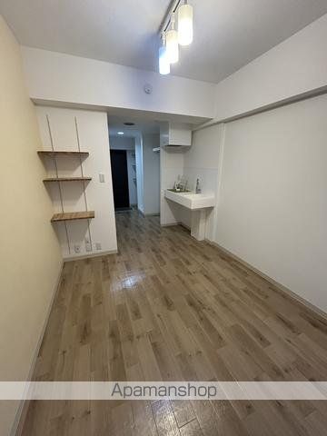 アソルティ東二番丁レジデンスの居間写真