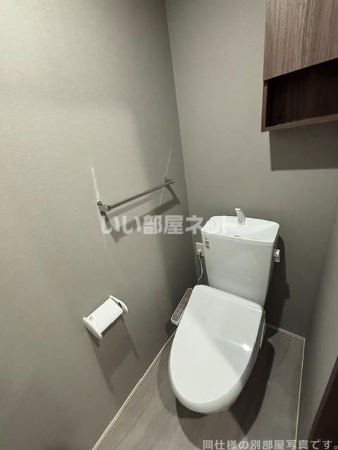 コンフォール畝傍のトイレ写真