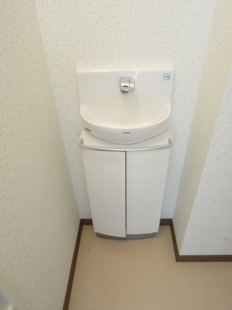 その他設備　トイレ手洗いカウンター