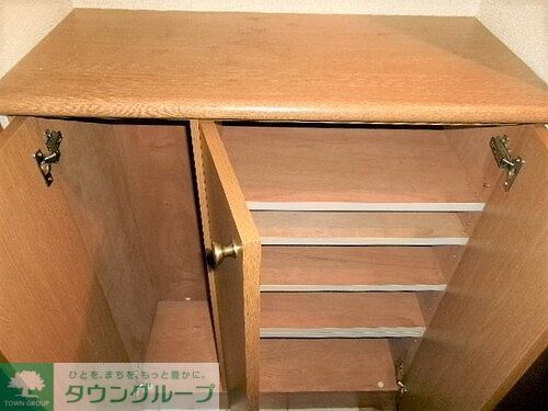 収納　下足入
