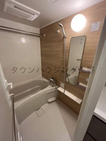 バス・シャワールーム　バス