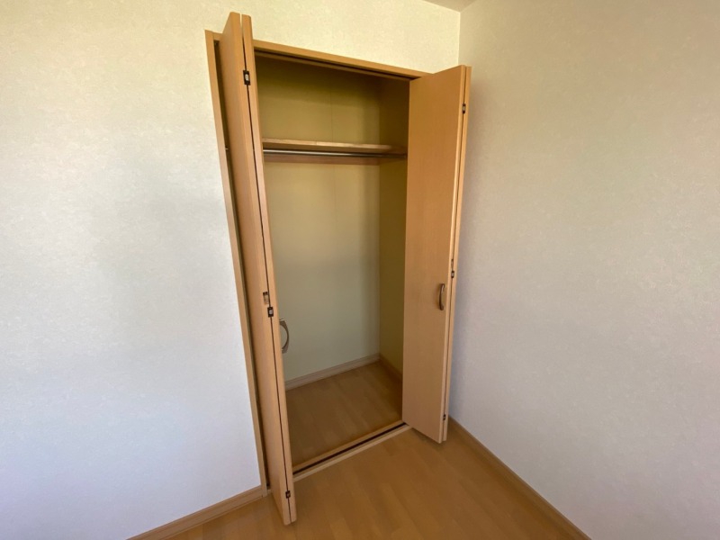 収納　洋室にはクローゼットがあるのですっきり片付きそうです。