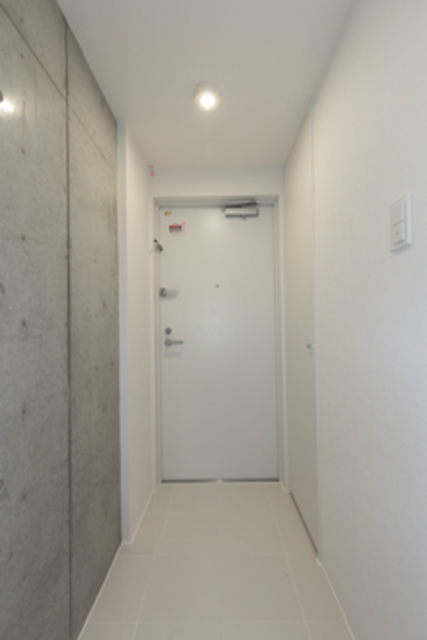 玄関　※写真は同タイプ住戸です。