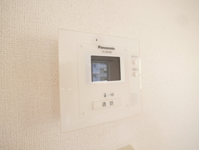 セキュリティ　★モニタ付きインターホンでセキュリティ面も安心ですね★