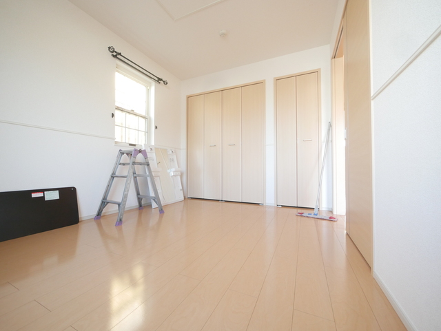 その他部屋・スペース　★明るい洋室で住み心地が良さそうですね★