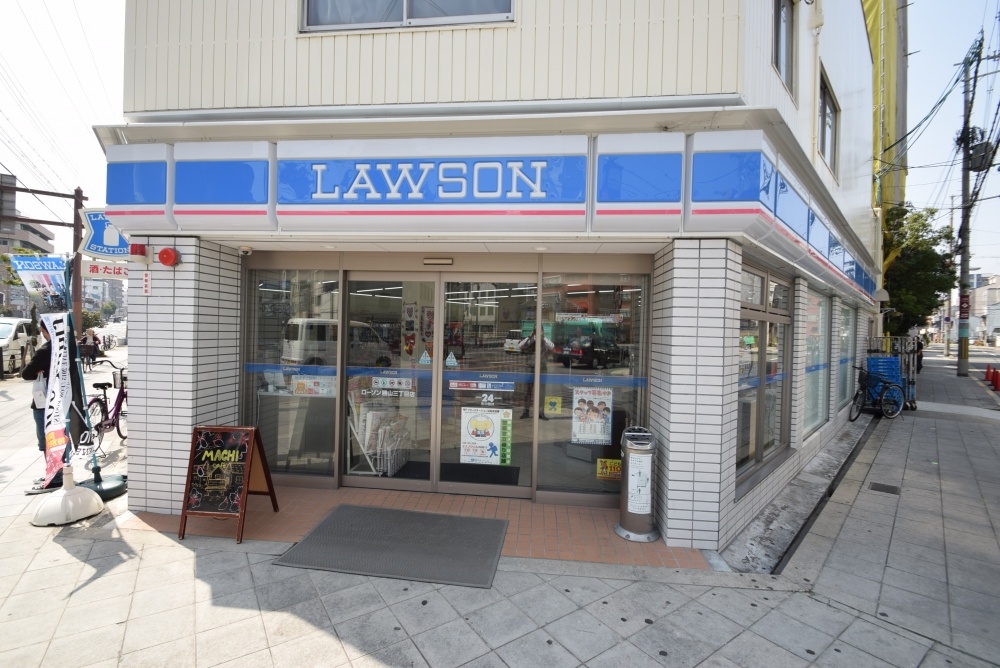 コンビニ　ローソン勝山三丁目店（コンビニ）まで297m