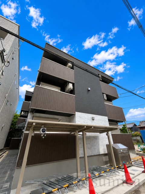 その他共有部分　屋根付き駐輪場が嬉しいです♪♪