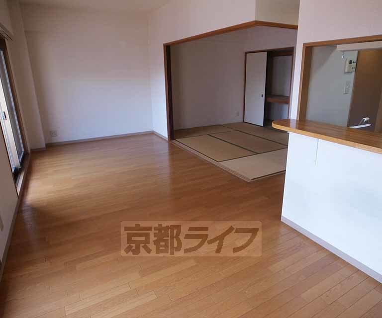 居室・リビング　キレイなお部屋ですね