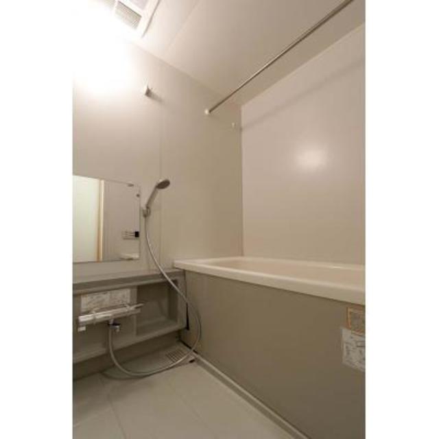 バス・シャワールーム　※写真は同タイプ住戸です。