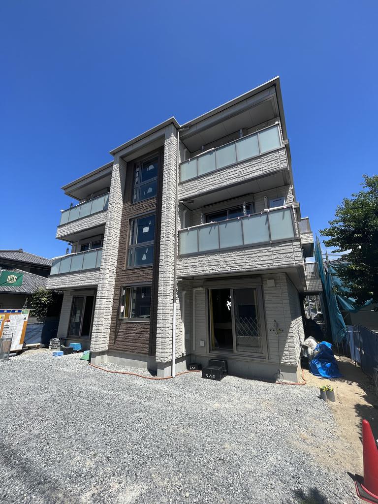 建物外観　日当たり良好。