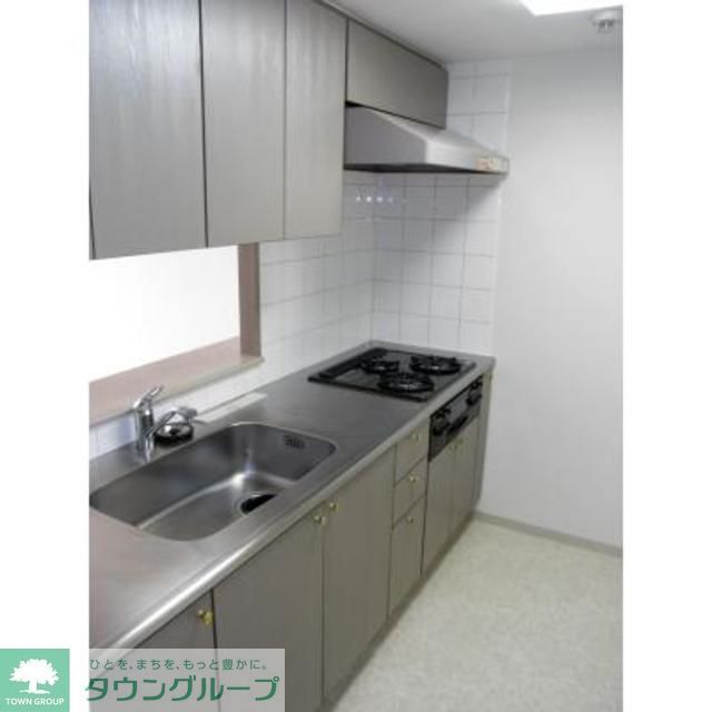 キッチン　※写真は同タイプ住戸です。