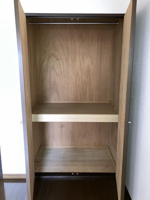 収納　ハンガーパイプ付き収納(イメージ)