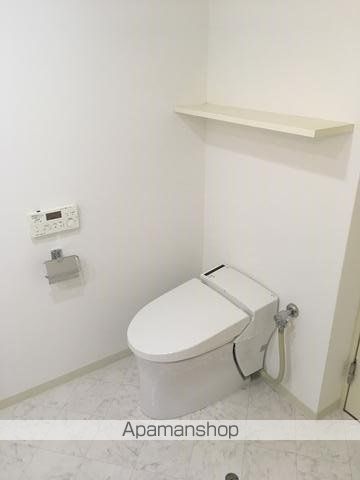 仙台市地下鉄東西線 青葉通一番町駅 徒歩6分 10階建 築20年のトイレ写真