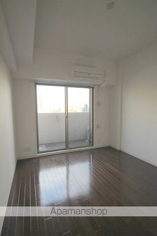 レジデンス大阪城前の居間写真