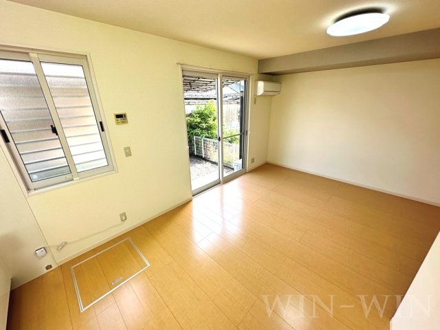 居室・リビング　イメージ（同施工会社同一モデルの写真です）