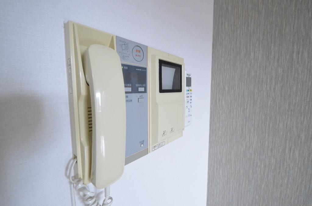 セキュリティ　カメラ付インターホン